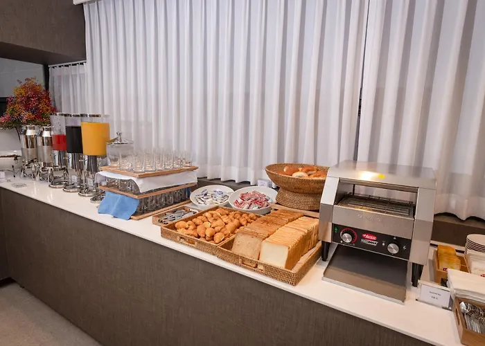 Sollago Myeongdong & 4* Seoel