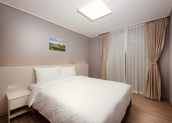 Sollago Myeongdong & Hotel 4*