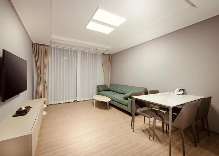 Hotel Sollago Myeongdong & Seoel