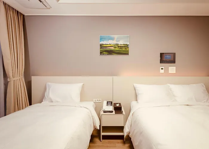 Sollago Myeongdong & Hotel Seoel