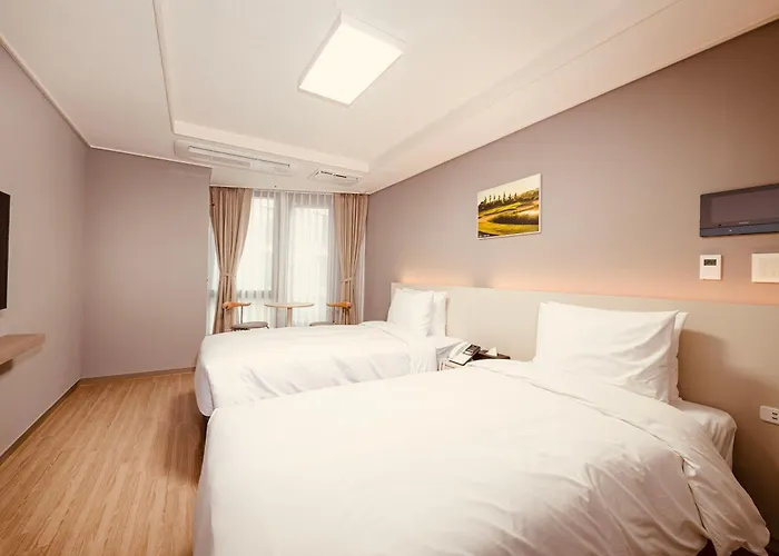 Hotel Sollago Myeongdong & 4*