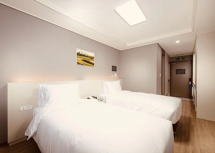 Sollago Myeongdong & Hotel Seoel