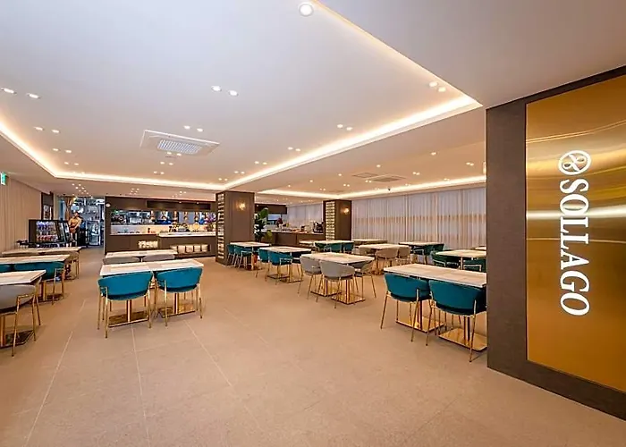 Sollago Myeongdong & 4* Seoel