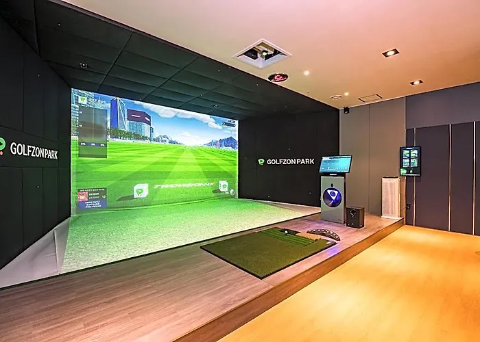 Sollago Myeongdong & 4* Seoel